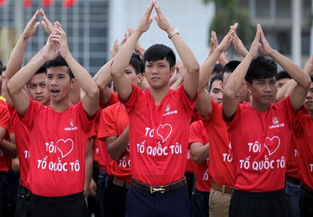 12.000 đoàn viên, thanh niên hát Quốc ca dưới cờ Tổ quốc